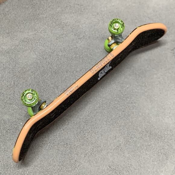 Vintage Tech Deck Creature Low rider Fingerboard Y2K - Picture 5 of 6